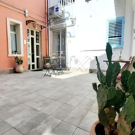 Sleep In Siracusa Апартаменты *